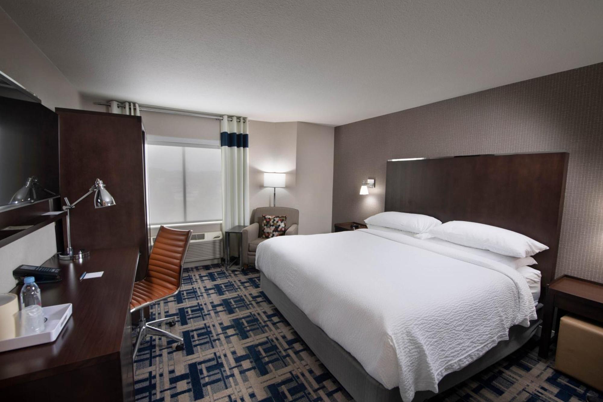 Four Points By Sheraton Charlotte - Lake Norman Гантерсвілл Екстер'єр фото